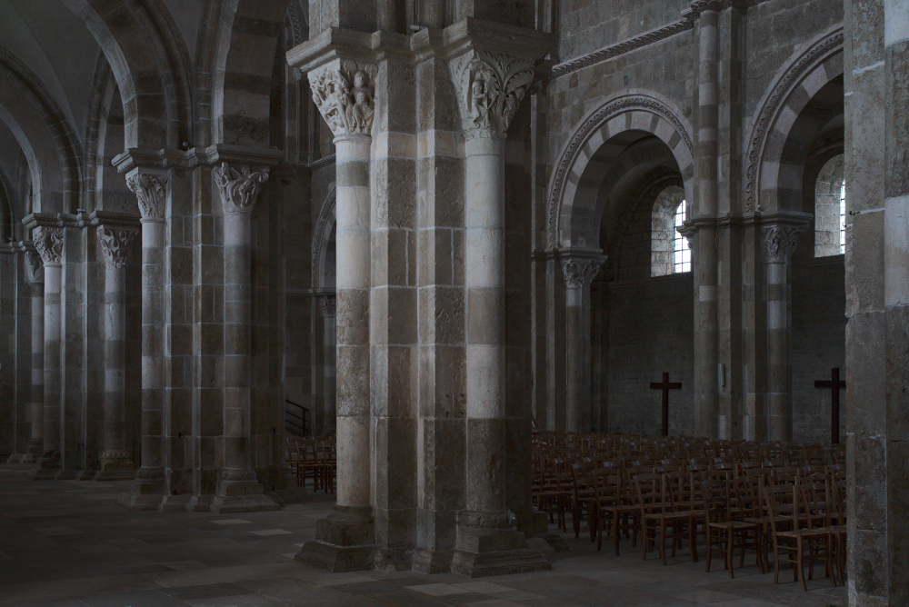 Romanischer Kirchenbau - Fotografiert mit Leica M und Summicron-M 35 mm @ f/5.6