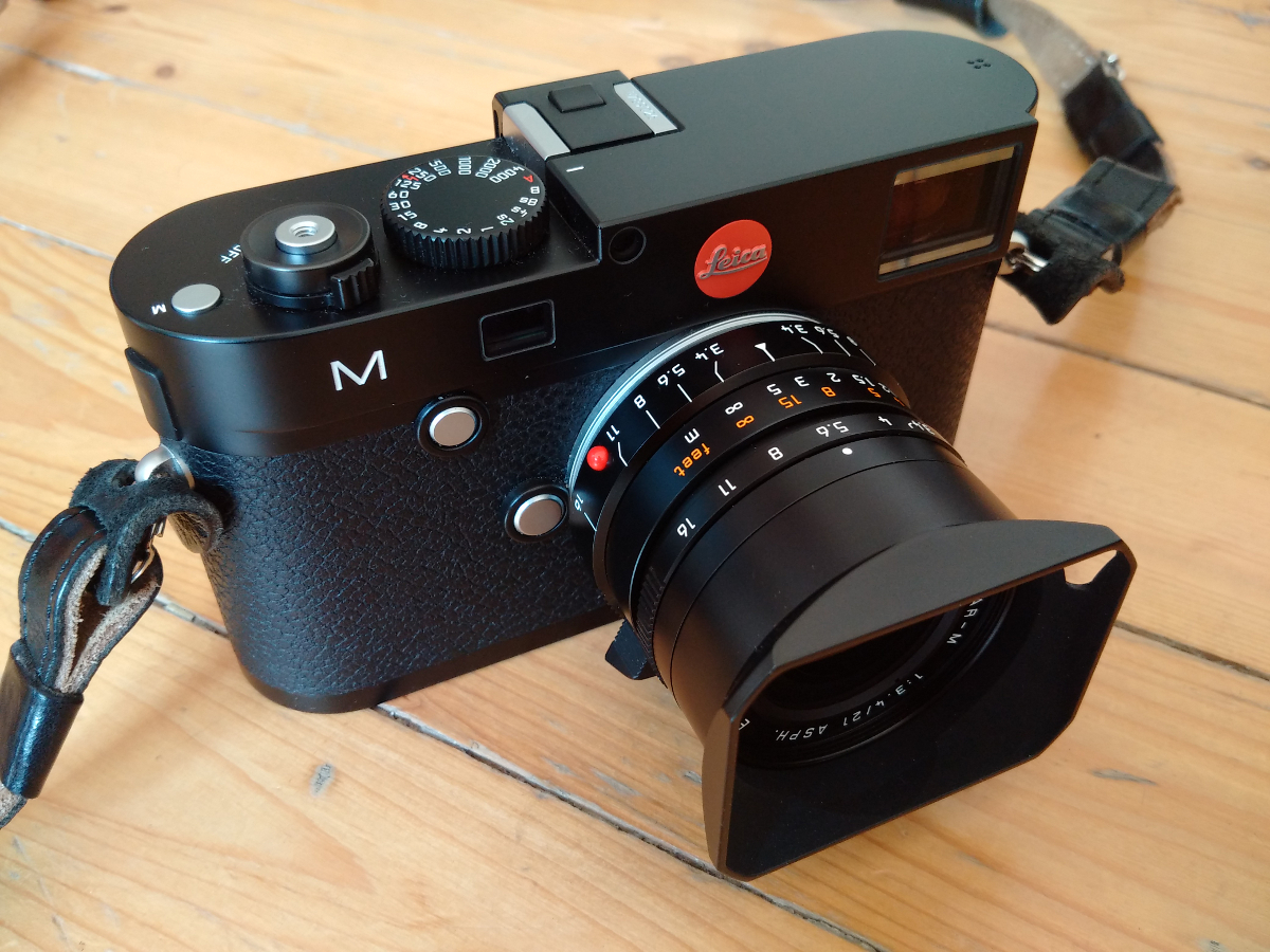 Leica M mit Super-Elmar-M 1:3.4/21mm.